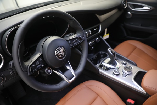 New 2024 Alfa Romeo Giulia Ti for sale $54,845 at Alfa Romeo of Greenwich in Greenwich CT 06830 22