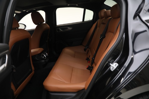 New 2024 Alfa Romeo Giulia Ti for sale $54,845 at Alfa Romeo of Greenwich in Greenwich CT 06830 27