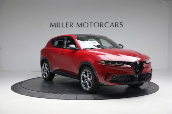 New 2024 Alfa Romeo Tonale Veloce for sale Sold at Alfa Romeo of Greenwich in Greenwich CT 06830 17