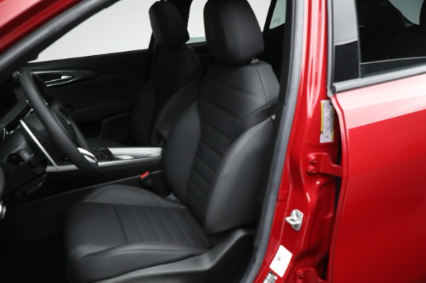 New 2024 Alfa Romeo Tonale Veloce for sale Sold at Alfa Romeo of Greenwich in Greenwich CT 06830 22