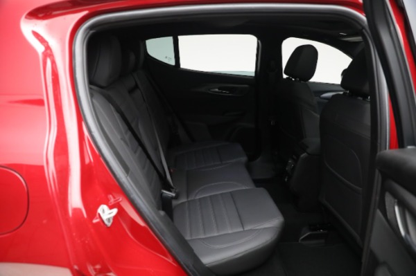 New 2024 Alfa Romeo Tonale Veloce for sale Sold at Alfa Romeo of Greenwich in Greenwich CT 06830 25