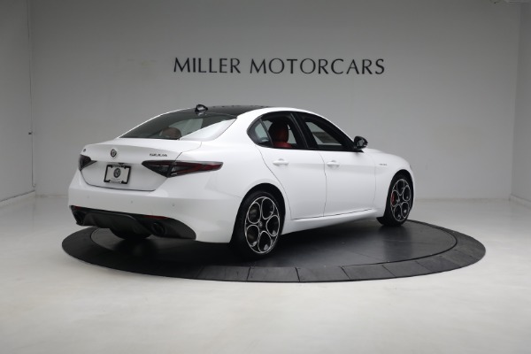 New 2024 Alfa Romeo Giulia Ti for sale $55,285 at Alfa Romeo of Greenwich in Greenwich CT 06830 12