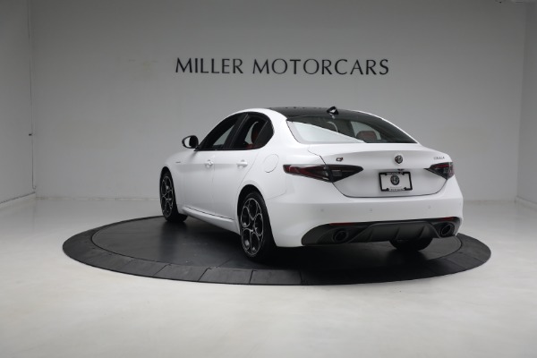 New 2024 Alfa Romeo Giulia Ti for sale $55,285 at Alfa Romeo of Greenwich in Greenwich CT 06830 8