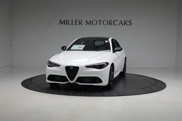 New 2024 Alfa Romeo Giulia Ti for sale $55,285 at Alfa Romeo of Greenwich in Greenwich CT 06830 1