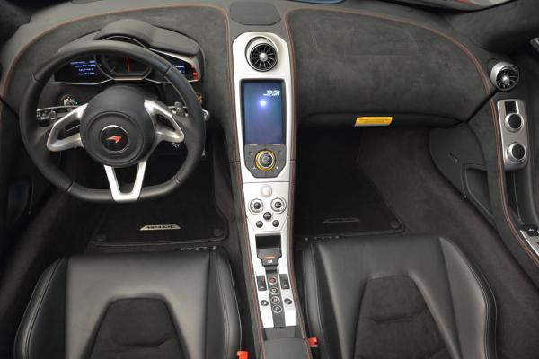 Used 2013 McLaren 12C Spider for sale Sold at Alfa Romeo of Greenwich in Greenwich CT 06830 24