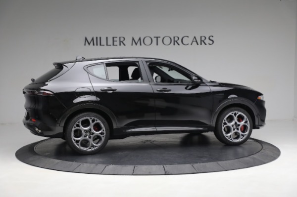 New 2024 Alfa Romeo Tonale Veloce for sale $57,640 at Alfa Romeo of Greenwich in Greenwich CT 06830 13