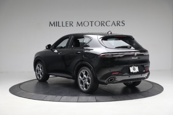 New 2024 Alfa Romeo Tonale Veloce for sale $57,640 at Alfa Romeo of Greenwich in Greenwich CT 06830 7