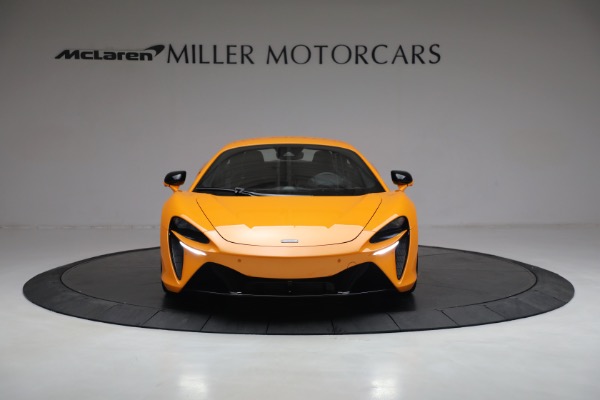 New 2023 McLaren Artura Vision for sale Call for price at Alfa Romeo of Greenwich in Greenwich CT 06830 12