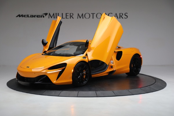 New 2023 McLaren Artura Vision for sale Call for price at Alfa Romeo of Greenwich in Greenwich CT 06830 13