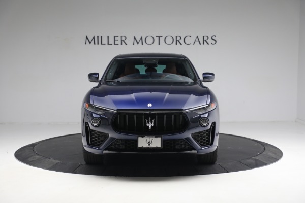 Used 2022 Maserati Levante Modena for sale $73,900 at Alfa Romeo of Greenwich in Greenwich CT 06830 12