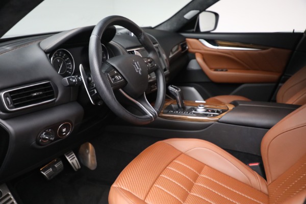 Used 2022 Maserati Levante Modena for sale $73,900 at Alfa Romeo of Greenwich in Greenwich CT 06830 13