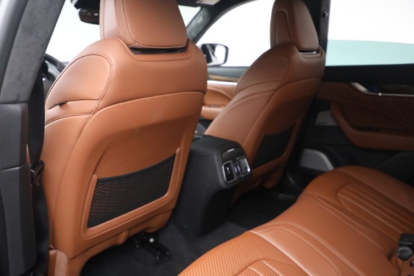 Used 2022 Maserati Levante Modena for sale $73,900 at Alfa Romeo of Greenwich in Greenwich CT 06830 18