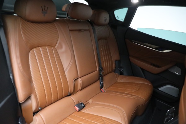 Used 2022 Maserati Levante Modena for sale $73,900 at Alfa Romeo of Greenwich in Greenwich CT 06830 20
