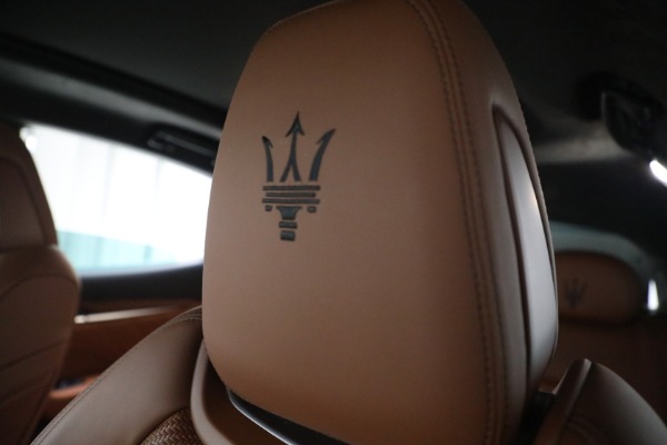 Used 2022 Maserati Levante Modena for sale $73,900 at Alfa Romeo of Greenwich in Greenwich CT 06830 26