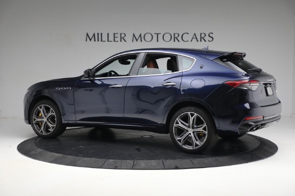 Used 2022 Maserati Levante Modena for sale $73,900 at Alfa Romeo of Greenwich in Greenwich CT 06830 4