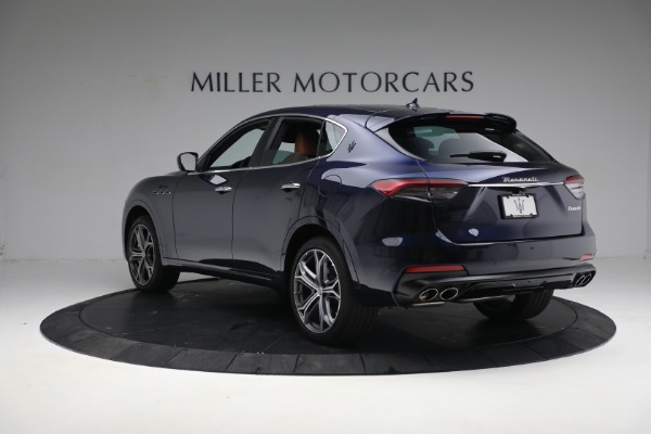 Used 2022 Maserati Levante Modena for sale $73,900 at Alfa Romeo of Greenwich in Greenwich CT 06830 5