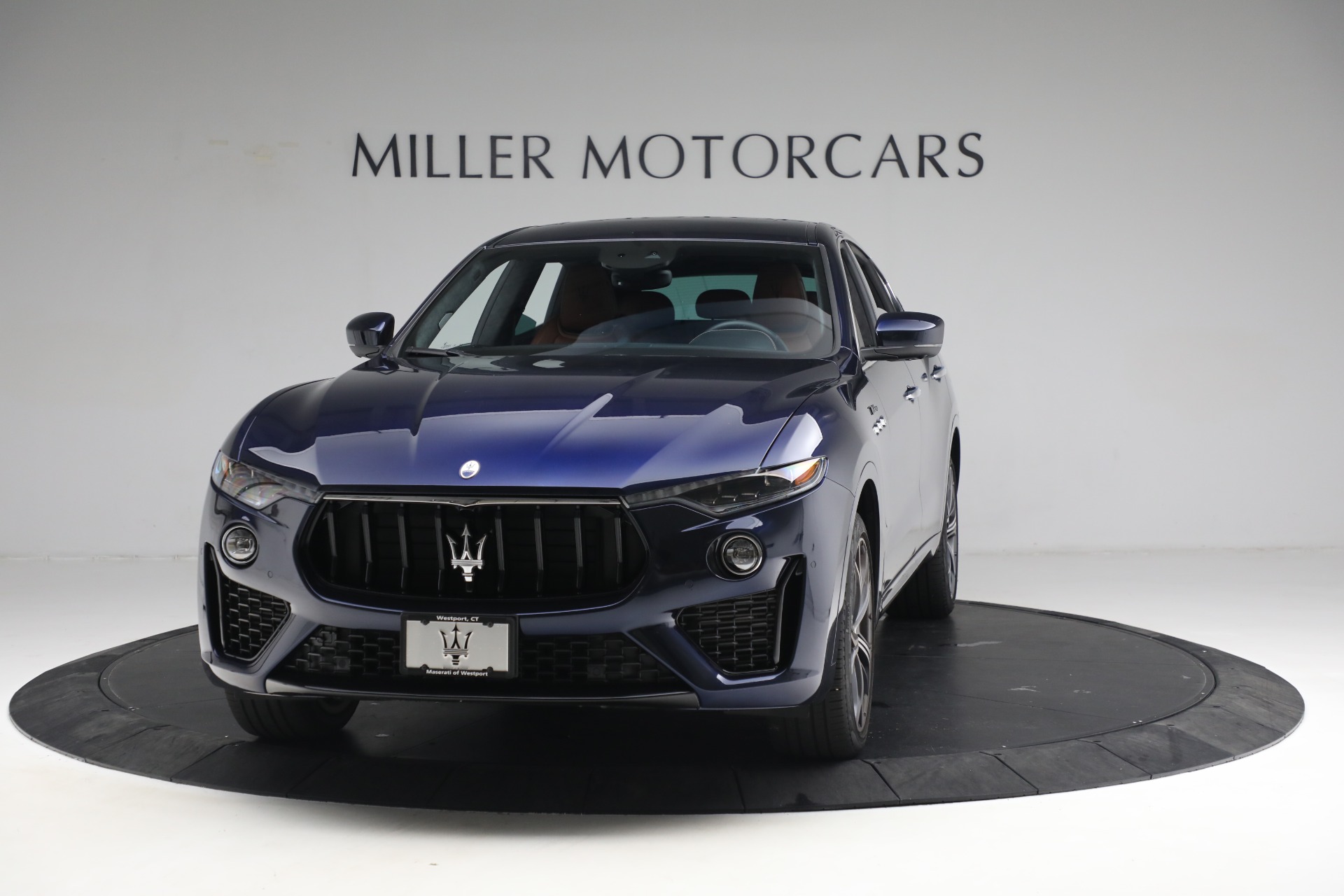 Used 2022 Maserati Levante Modena for sale $73,900 at Alfa Romeo of Greenwich in Greenwich CT 06830 1