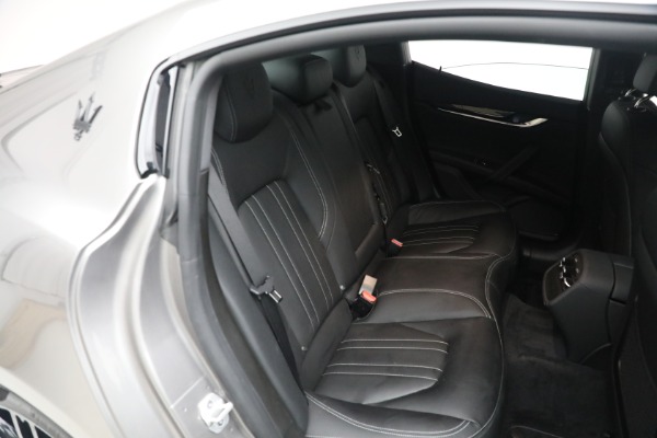 Used 2022 Maserati Ghibli Modena Q4 for sale $62,900 at Alfa Romeo of Greenwich in Greenwich CT 06830 27