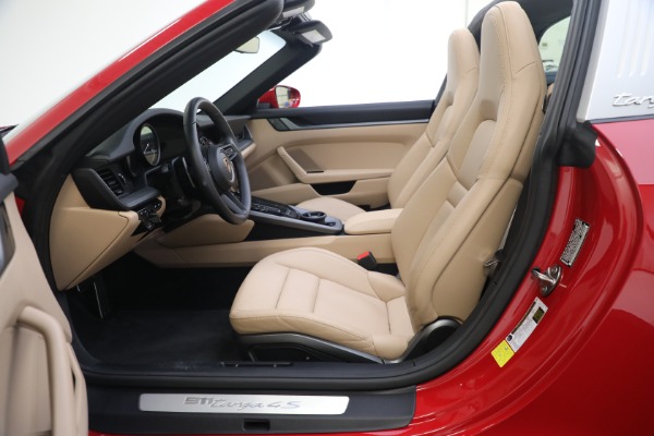 Used 2021 Porsche 911 Targa 4S for sale Call for price at Alfa Romeo of Greenwich in Greenwich CT 06830 14