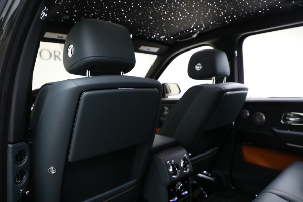 Used 2024 Rolls-Royce Black Badge Cullinan for sale $369,900 at Alfa Romeo of Greenwich in Greenwich CT 06830 19