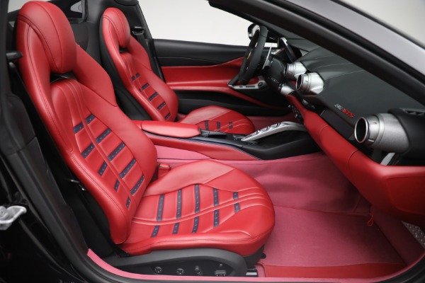 Used 2022 Ferrari 812 GTS for sale $679,900 at Alfa Romeo of Greenwich in Greenwich CT 06830 23