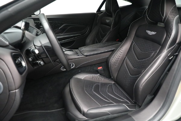 Used 2022 Aston Martin DBS Superleggera for sale $289,900 at Alfa Romeo of Greenwich in Greenwich CT 06830 15