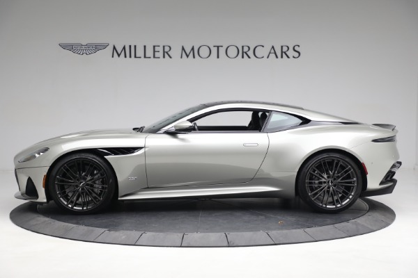 Used 2022 Aston Martin DBS Superleggera for sale $289,900 at Alfa Romeo of Greenwich in Greenwich CT 06830 2