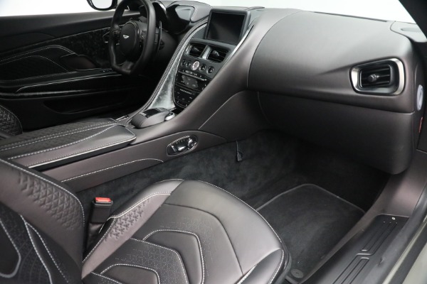 Used 2022 Aston Martin DBS Superleggera for sale $289,900 at Alfa Romeo of Greenwich in Greenwich CT 06830 26