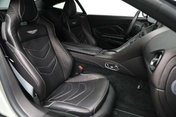 Used 2022 Aston Martin DBS Superleggera for sale $289,900 at Alfa Romeo of Greenwich in Greenwich CT 06830 27