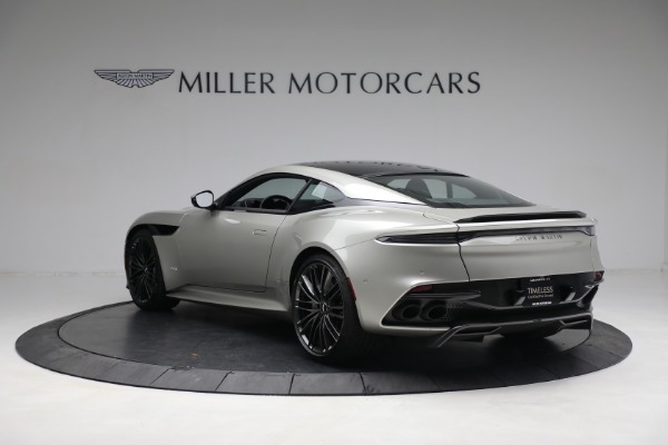 Used 2022 Aston Martin DBS Superleggera for sale $289,900 at Alfa Romeo of Greenwich in Greenwich CT 06830 4