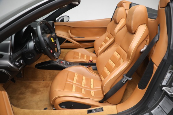 Used 2014 Ferrari 458 Spider for sale Sold at Alfa Romeo of Greenwich in Greenwich CT 06830 20