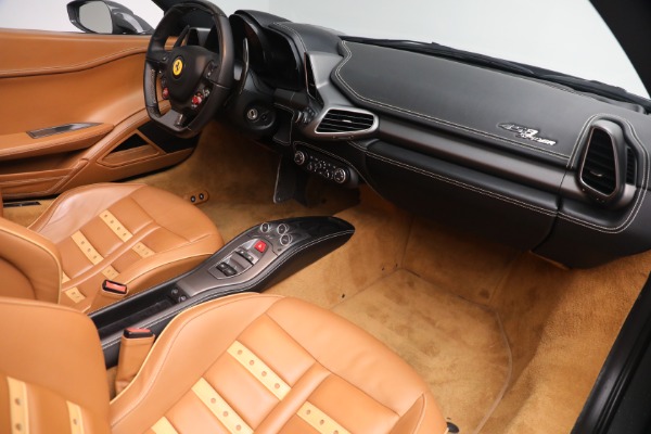 Used 2014 Ferrari 458 Spider for sale Sold at Alfa Romeo of Greenwich in Greenwich CT 06830 22