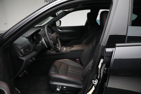 New 2024 Maserati Levante Modena for sale $122,195 at Alfa Romeo of Greenwich in Greenwich CT 06830 25