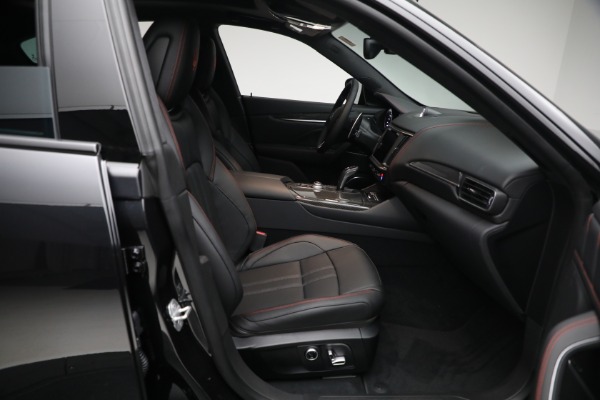 New 2024 Maserati Levante Modena for sale $122,195 at Alfa Romeo of Greenwich in Greenwich CT 06830 26