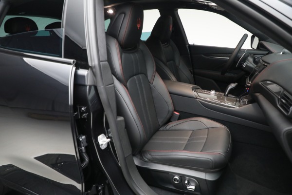 New 2024 Maserati Levante Modena for sale $122,195 at Alfa Romeo of Greenwich in Greenwich CT 06830 28