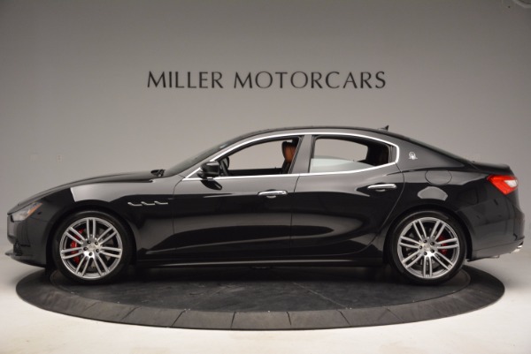 Used 2017 Maserati Ghibli S Q4 for sale Sold at Alfa Romeo of Greenwich in Greenwich CT 06830 3