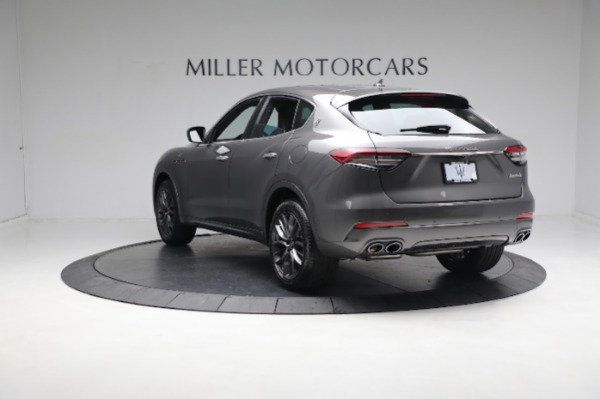 New 2024 Maserati Levante GT Ultima for sale $103,495 at Alfa Romeo of Greenwich in Greenwich CT 06830 10