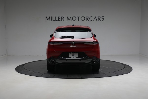 New 2024 Alfa Romeo Tonale Veloce for sale $52,790 at Alfa Romeo of Greenwich in Greenwich CT 06830 11