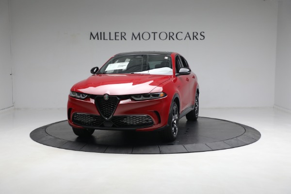New 2024 Alfa Romeo Tonale Veloce for sale $52,790 at Alfa Romeo of Greenwich in Greenwich CT 06830 1