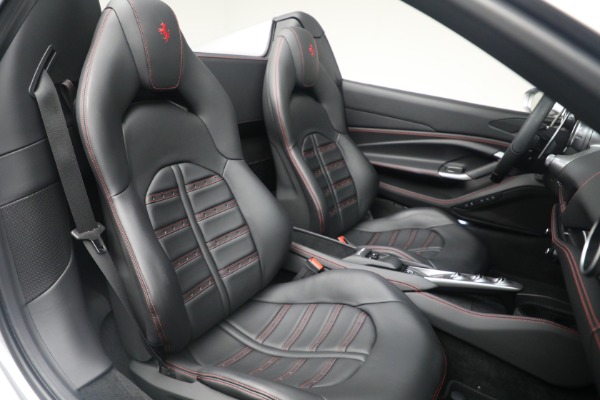 Used 2022 Ferrari F8 Spider for sale $436,900 at Alfa Romeo of Greenwich in Greenwich CT 06830 26