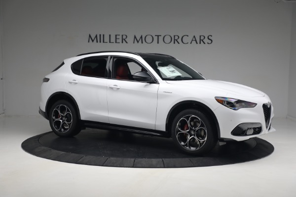 New 2024 Alfa Romeo Stelvio Ti for sale $56,696 at Alfa Romeo of Greenwich in Greenwich CT 06830 17