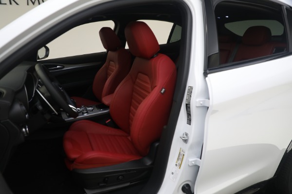 New 2024 Alfa Romeo Stelvio Ti for sale $56,696 at Alfa Romeo of Greenwich in Greenwich CT 06830 23
