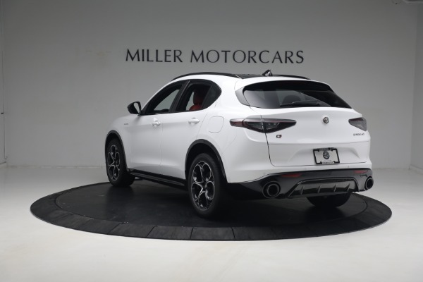 New 2024 Alfa Romeo Stelvio Ti for sale $56,696 at Alfa Romeo of Greenwich in Greenwich CT 06830 7