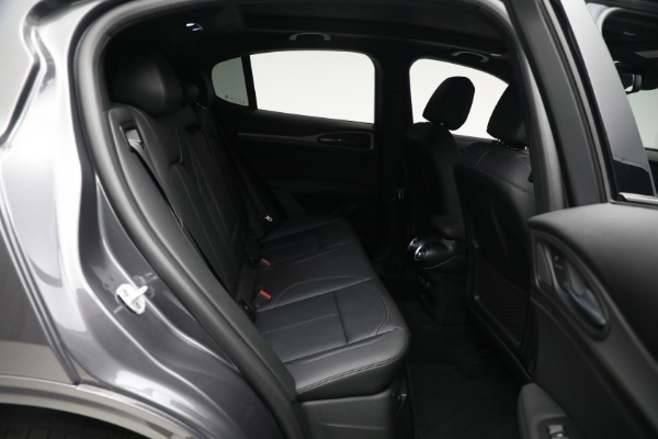 New 2024 Alfa Romeo Stelvio Ti for sale $53,330 at Alfa Romeo of Greenwich in Greenwich CT 06830 27