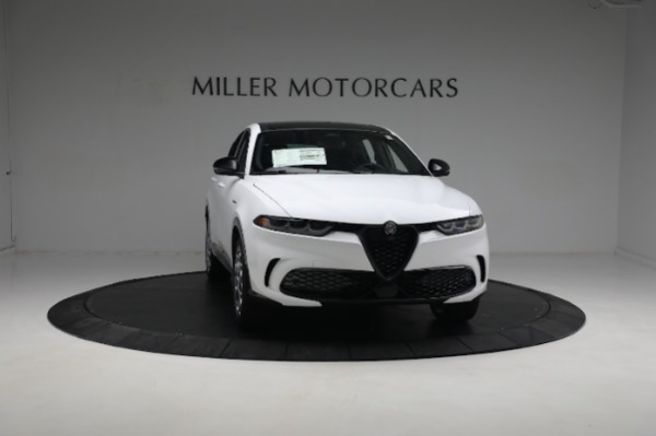 New 2024 Alfa Romeo Tonale Veloce for sale $55,290 at Alfa Romeo of Greenwich in Greenwich CT 06830 17