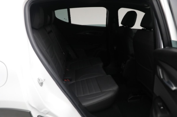 New 2024 Alfa Romeo Tonale Veloce for sale $55,290 at Alfa Romeo of Greenwich in Greenwich CT 06830 26
