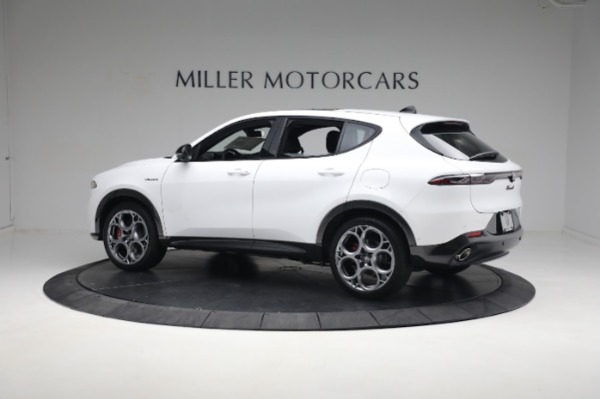 New 2024 Alfa Romeo Tonale Veloce for sale $55,290 at Alfa Romeo of Greenwich in Greenwich CT 06830 5