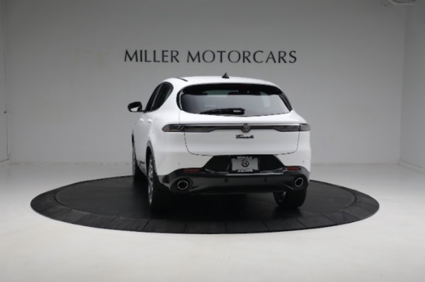 New 2024 Alfa Romeo Tonale Veloce for sale $55,290 at Alfa Romeo of Greenwich in Greenwich CT 06830 7