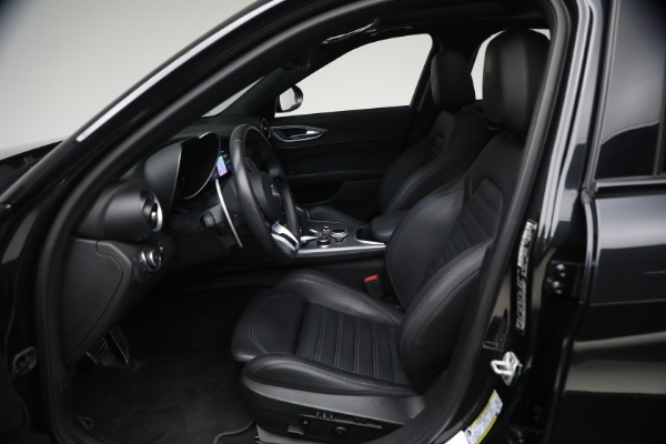 Used 2024 Alfa Romeo Giulia Veloce for sale Call for price at Alfa Romeo of Greenwich in Greenwich CT 06830 13