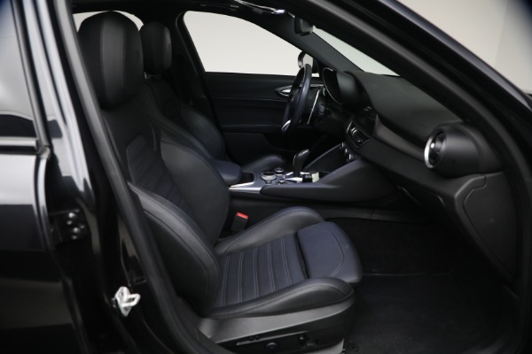 Used 2024 Alfa Romeo Giulia Veloce for sale Call for price at Alfa Romeo of Greenwich in Greenwich CT 06830 14